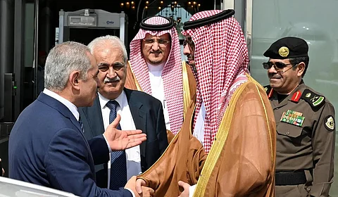 محمد إبراهيم اشتية رئيس الوزراء الفلسطيني يغادر جدة