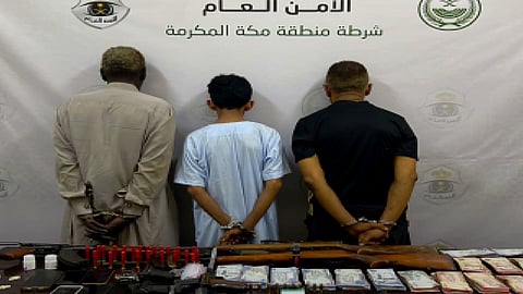 القبض على 3 مواطنين