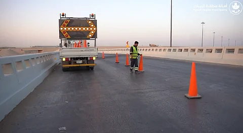 أمانة الرياض تعيد فتح طريق الدائري الثاني عند تقاطعه مع العباسية