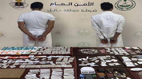 القبض على مواطنين