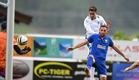 الأهلي يفوز على شتولفيلدن