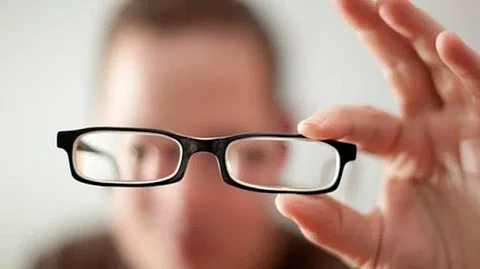 أعراض قصر النظر
