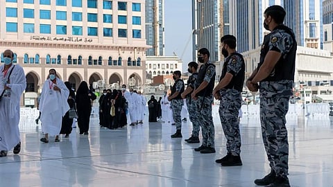 فرحة رجال الأمن