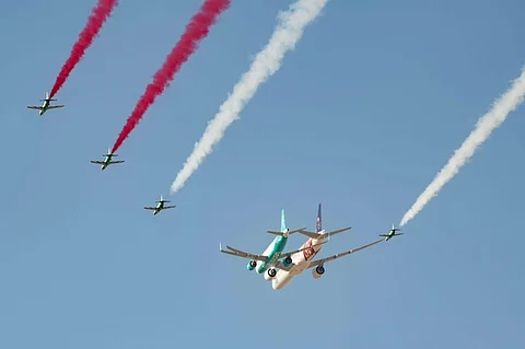 أحد العروض الجوية في سماء المملكة