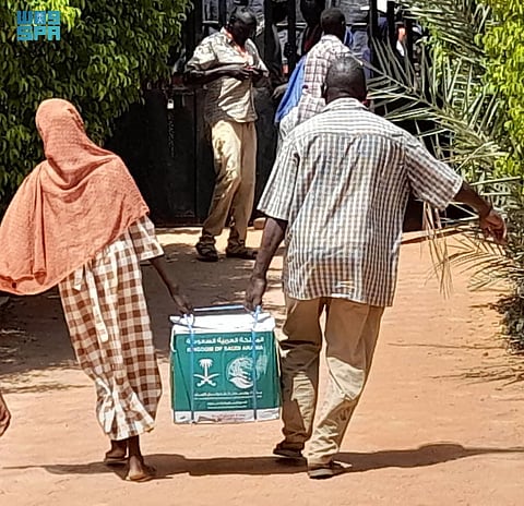 توزيع السلال الغذائية في السودان