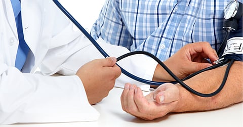 فحص ضغط الدم