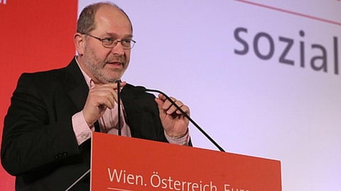 إشادة من تحت قبة البرلمان النمساوي بجهود المملكة ومسيرة "بن معمر"