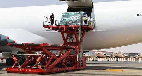 طائرة إغاثية سعودية