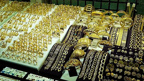 مشغولات ذهبية -أرشيفية