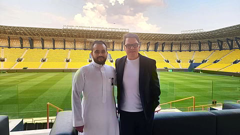 الرئيس التنفيذي لشركة الوسائل SMC مع الرئيس التنفيذي لكوليسيوم جلوبال سبورتس