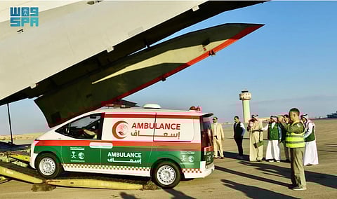 الطائرة الإغاثية السعودية الثامنة تصل مصر تمهيدًا لنقلها للفلسطينيين