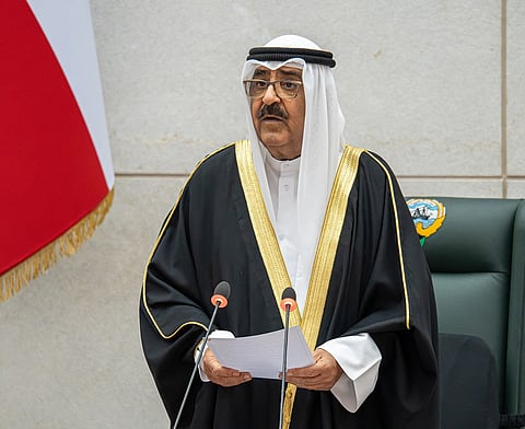 بدء جلسة مجلس الأمة الكويتي ليؤدي الشيخ مشعل الصباح اليمين الدستورية أميرًا للبلاد