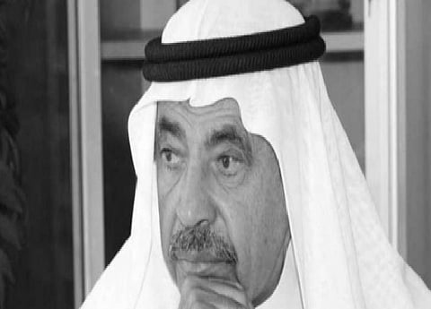 الشاعر والأديب الكويتي عبدالعزيز البابطين
