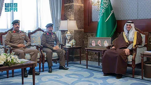 الأمير سعود بن طلال يثمن جهود قطاعات الأمن بالأحساء