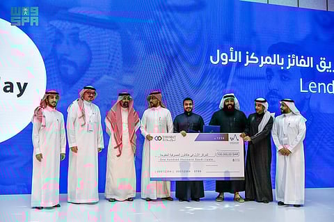 «القويز»: سوق الخدمات المصرفية المفتوحة يصل إلى 43 مليار دولار في 2026