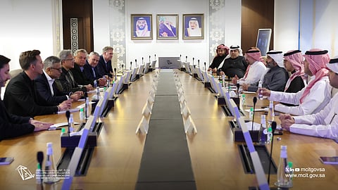 خلال اللقاء