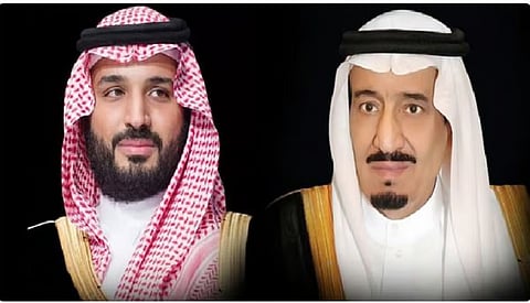 خادم الحرمين وولي العهد يعزيان حاكم الشارقة في وفاة الشيخ صقر بن راشد بن صقر القاسمي