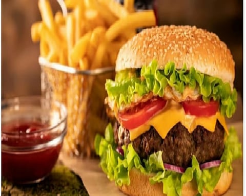 الوجبات السريعة