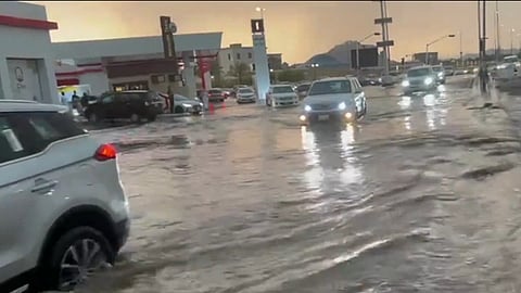 السيول