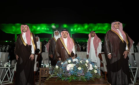 صور| أمير الرياض يرعى حفل تخرج طلبة الجامعة السعودية الإلكترونية