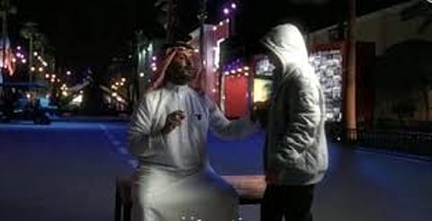 عبدالعزيز البصيري وطفله