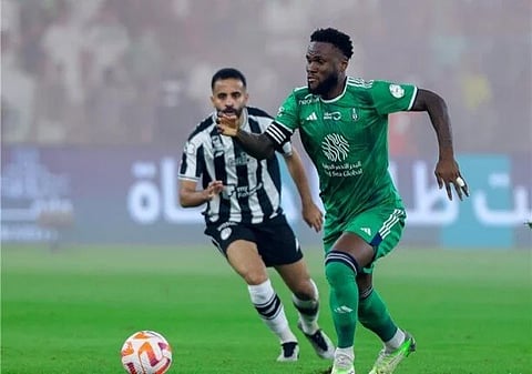 الأهلي ضد الشباب