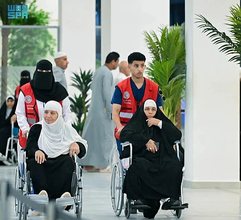 وداع طلائع الدفعة الأولى من الحجاج العراقيين