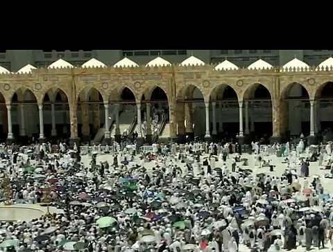 صلاة الجمعة بالحرم