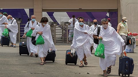 وصول الفوج الأول من حجاج إيطاليا إلى مكة المكرمة