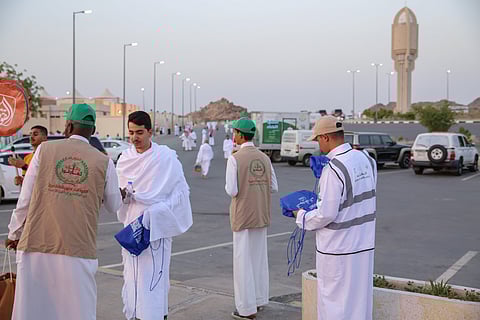 أمانة الطائف توزع أكثر من 3 آلاف هدية على الحجاج