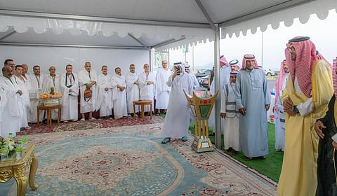 نائب أمير المدينة المنورة يتفقد مركز استقبال ضيوف الرحمن بمحافظة وادي الفرع