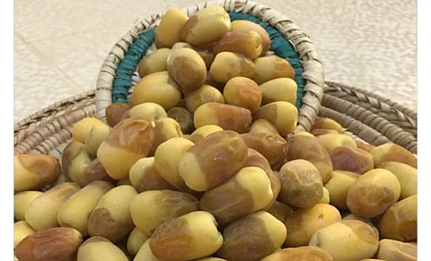 «الخلاص» يتصدر أسواق التمور بالخرج إنتاجاً وطلباً