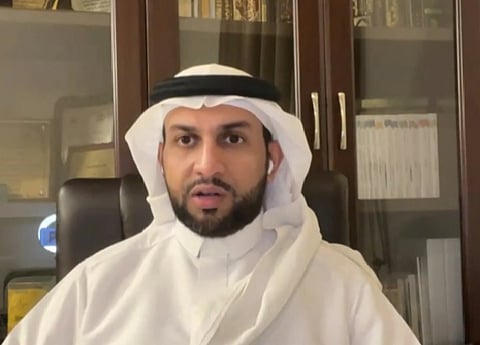 المستشار التربوي عماد الشريف