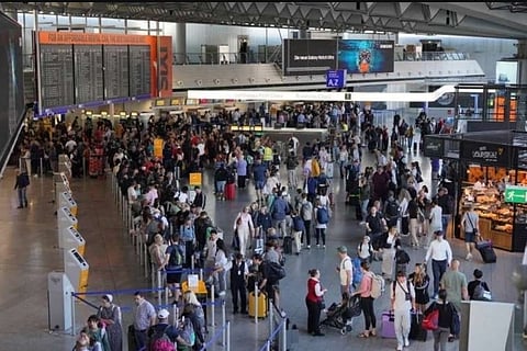 مطار فرانكفورت