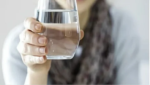 شرب الماء