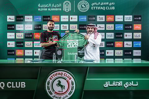 الاتفاق يعلن التعاقد رسميًا مع مدالله العليان