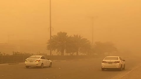 «الأرصاد»: أتربة مثارة على منطقة الحدود الشمالية