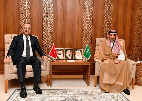 نائب وزير الخارجية يلتقي نظيره التركي