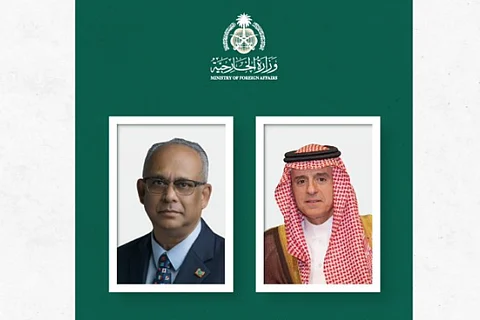 الجبير ووزير خارجية سورينام