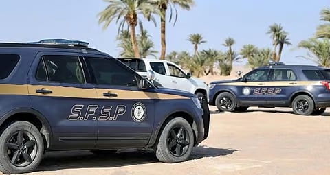 ضبط مخالفَين لنظام البيئة لاستغلالهما الرواسب في المدينة المنورة