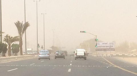 «الأرصاد» ينبه من رياح شديدة على منطقة تبوك