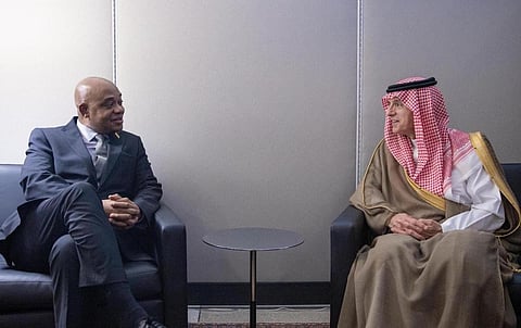 «الجبير» يبحث أهم المستجدات الدولية مع وزير خارجية كولومبيا