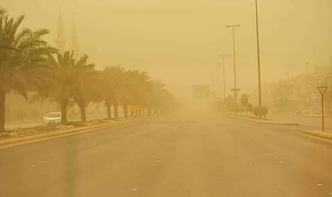 «الأرصاد» ينبه من رياح شديدة على منطقة تبوك