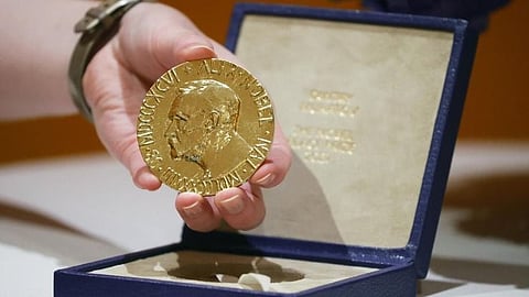 منح جائزة نوبل للسلام لمنظمة نيهون هيدانكيو اليابانية للناجين من القصف الذري