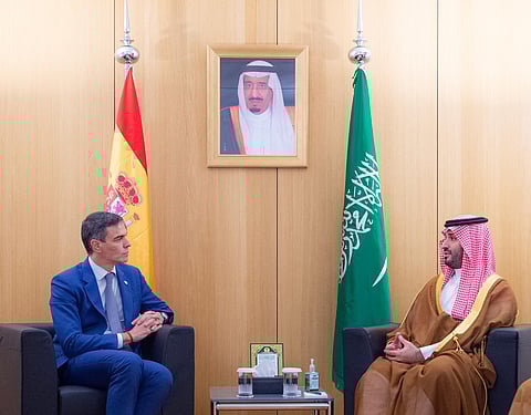 ولي العهد يلتقي رئيس الوزراء الإسباني على هامش انعقاد القمة الخليجية الأوروبية