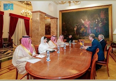 الخريّف يبحث تطوير التعاون مع وزير الشؤون الاقتصادية ورئيس الصناعة بـ«الشيوخ الإسباني»