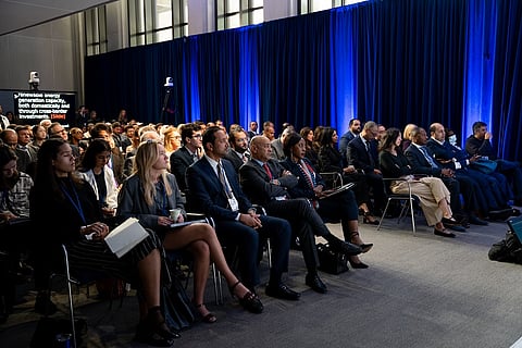 الأمين العام لمجلس التعاون يشارك في جلسة الركن التحليلي بعنوان "النمو والتنويع في دول مجلس التعاون"