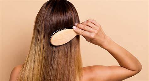 استشاري: هناك مادة جديدة تنقل الإشارات بين الخلايا وتعزز بعض وظائف الجسم لمقاومة التصبغات وتساقط الشعر