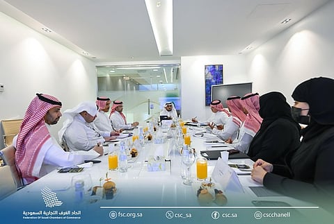 اللجنة الوطنية للمحتوى المحلي تبحث الجوانب التشريعية المتعلقة بالمواصفات وآليات إصدارها واعتمادها