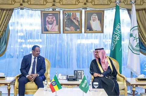 خلال اللقاء